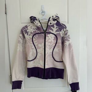 RARE Lululemon scuba Hoodie size 6